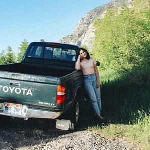 Meet your Posher, Emma